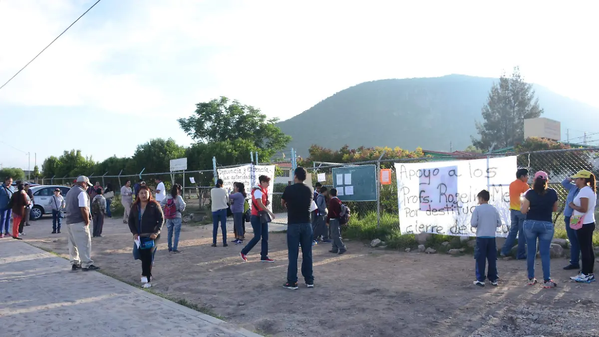 El pago de salarios caídos y otras prestaciones a docentes cesados comenzará